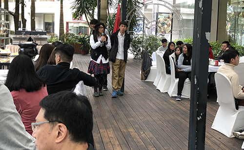 广西中医药大学学长与一年级新生分享及交流在广西在学的经验与心得。