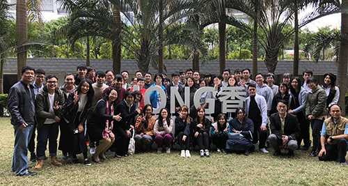 參加「2017廣西中醫藥大學港生迎新交流會」的同學在活動後合影。