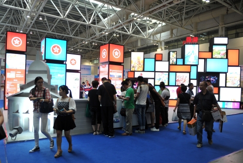 福州市民积极参与现场互动活动