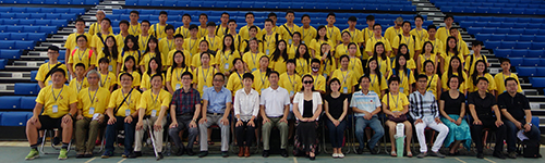 駐福建聯絡處主任潘婉慈(前排左七)及副主任英淑欣(前排右七)出席「2016福州夏令營」開營式