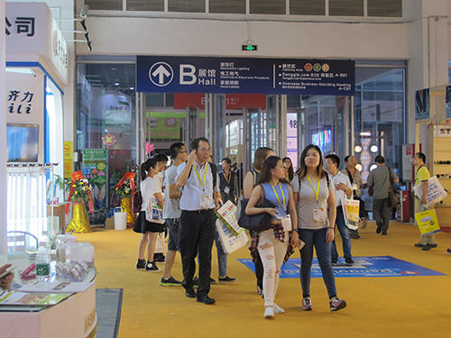 香港職業訓練局師生參觀「第18屆燈博會」