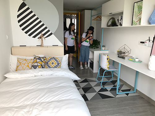 參觀YOU+青年創業社區。