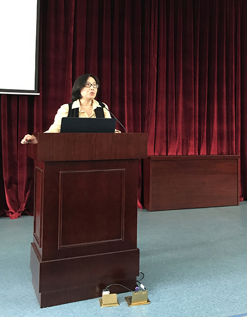 未見山文化創意有限公司品牌總監陳睿女士與同學分享人生規劃