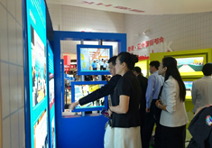 市民參觀成就展情況