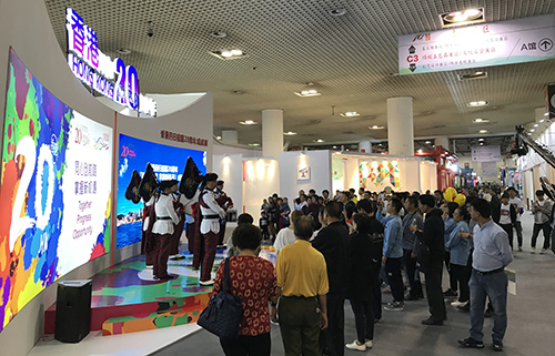 香港警察樂隊表演，廣受福建市民歡迎