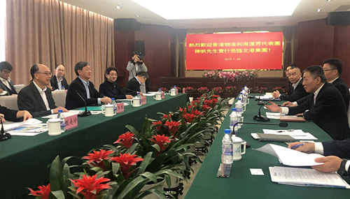 代表团与北部湾国际港务集团代表会面