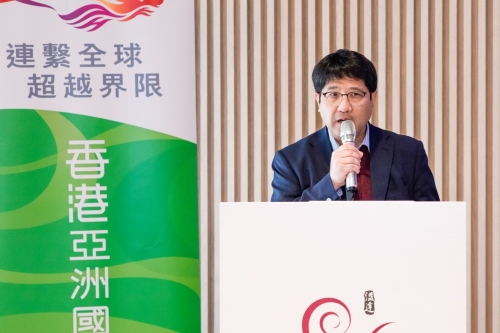 香港政府駐粵經濟貿易辦事處主任陳選堯