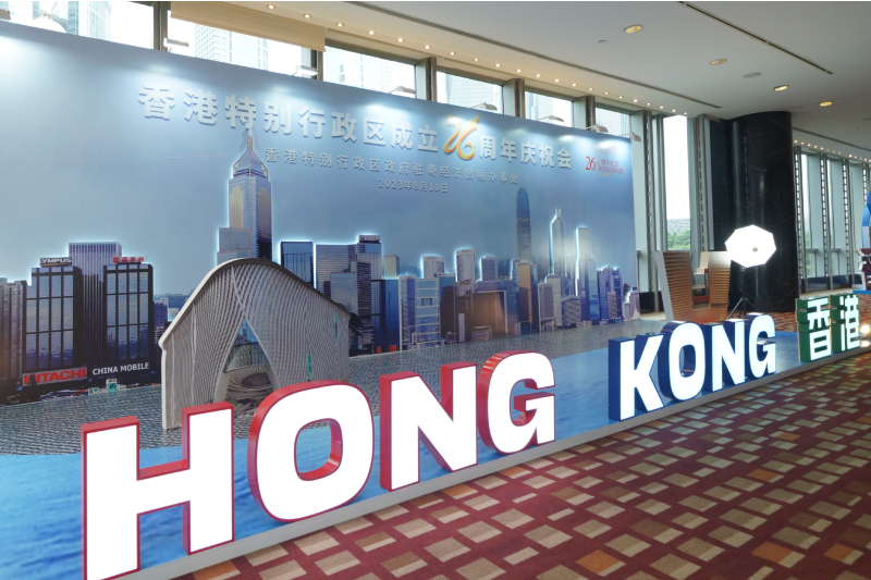 現場設有多個特色的香港景觀裝置。