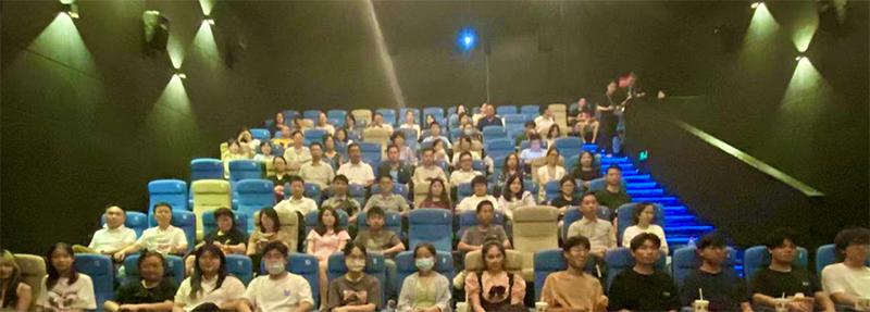 出席放映會的現場觀衆大合照