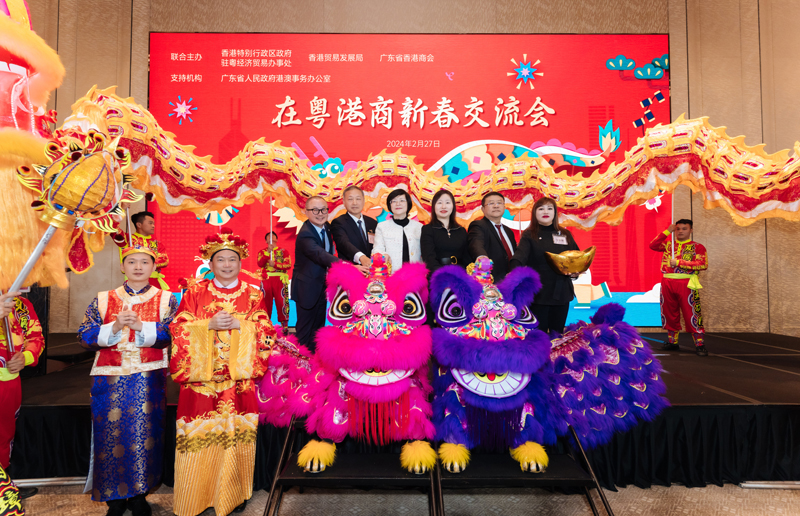 蘇惠思與主禮嘉賓為龍獅點睛1