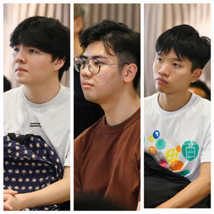 团员们专心聆听2