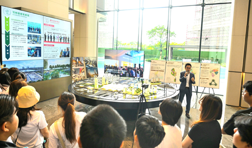 企业代表讲解“广州环球贸易广场”项目规划及ESG投入1