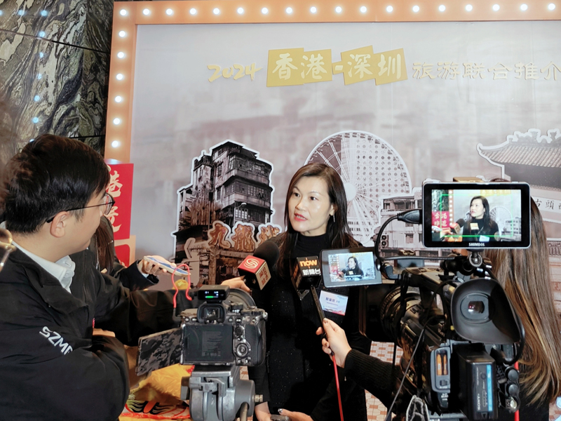 駐深圳聯絡處主任黎瑞瓊接受媒體採訪