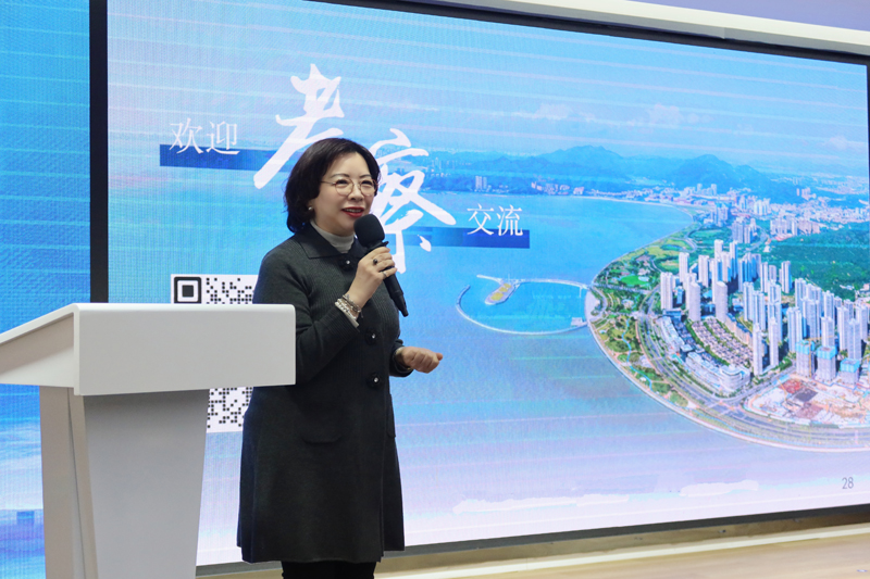 苏紫贤副主任介绍驻粤办的工作