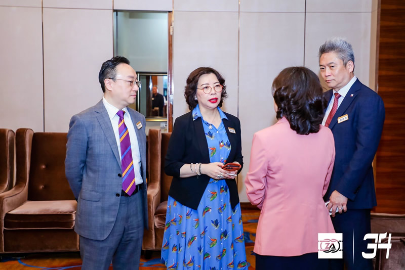 苏紫贤副主任与嘉宾交流 1