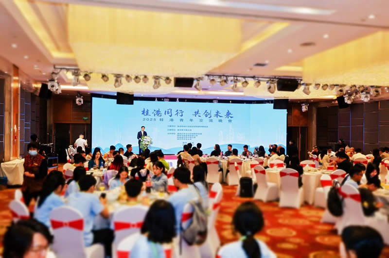 主礼嘉宾合影 主礼嘉宾合影