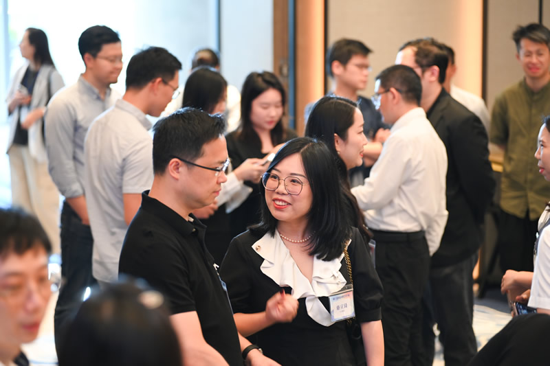 现场交流，气氛热烈4