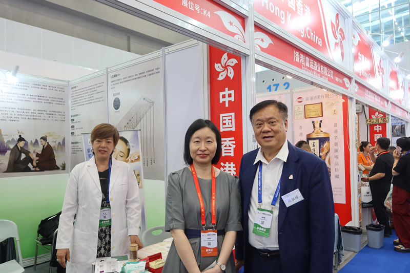 驻粤办主任苏惠思参观企业展位 4