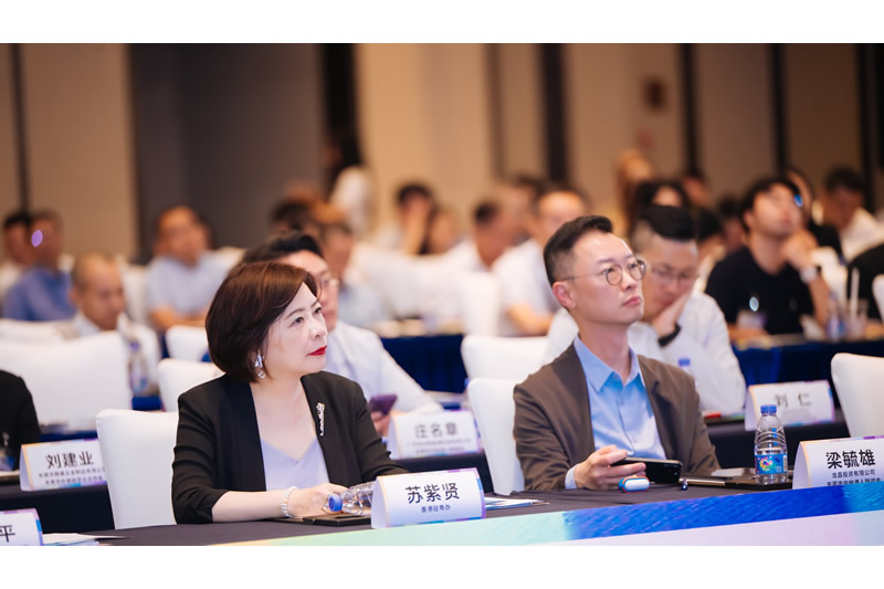 演講嘉賓回答企業代表提問，出席人員皆認真聆聽 5