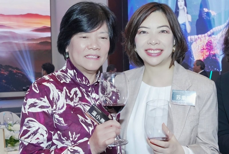 苏紫贤与出席活动的港商交流互动 4