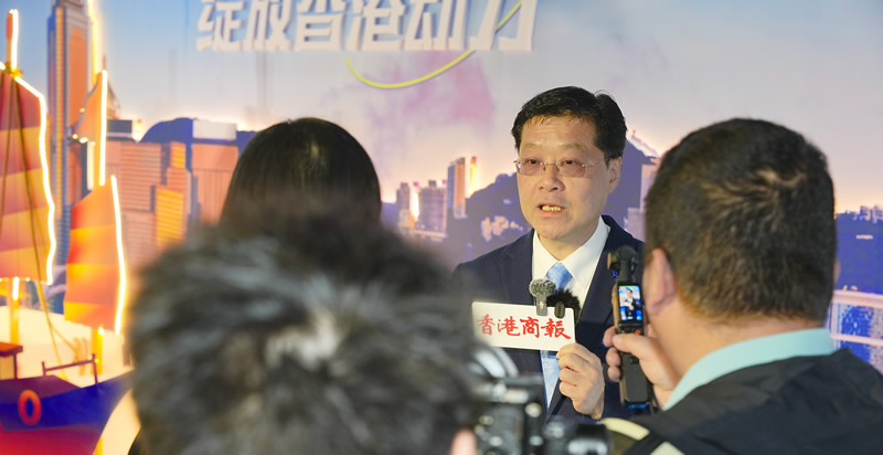 駐廣西聯絡處主任王卓然先生在開幕禮後接受傳媒訪問。